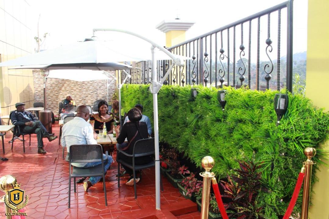 Gold Hotel Bafang Exterior photo